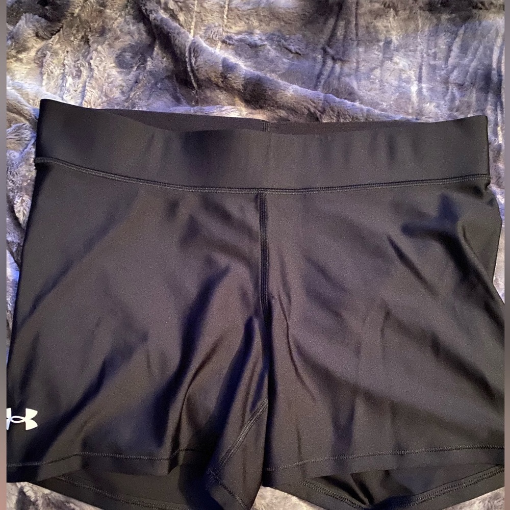 COPY - Under Amour Shorty